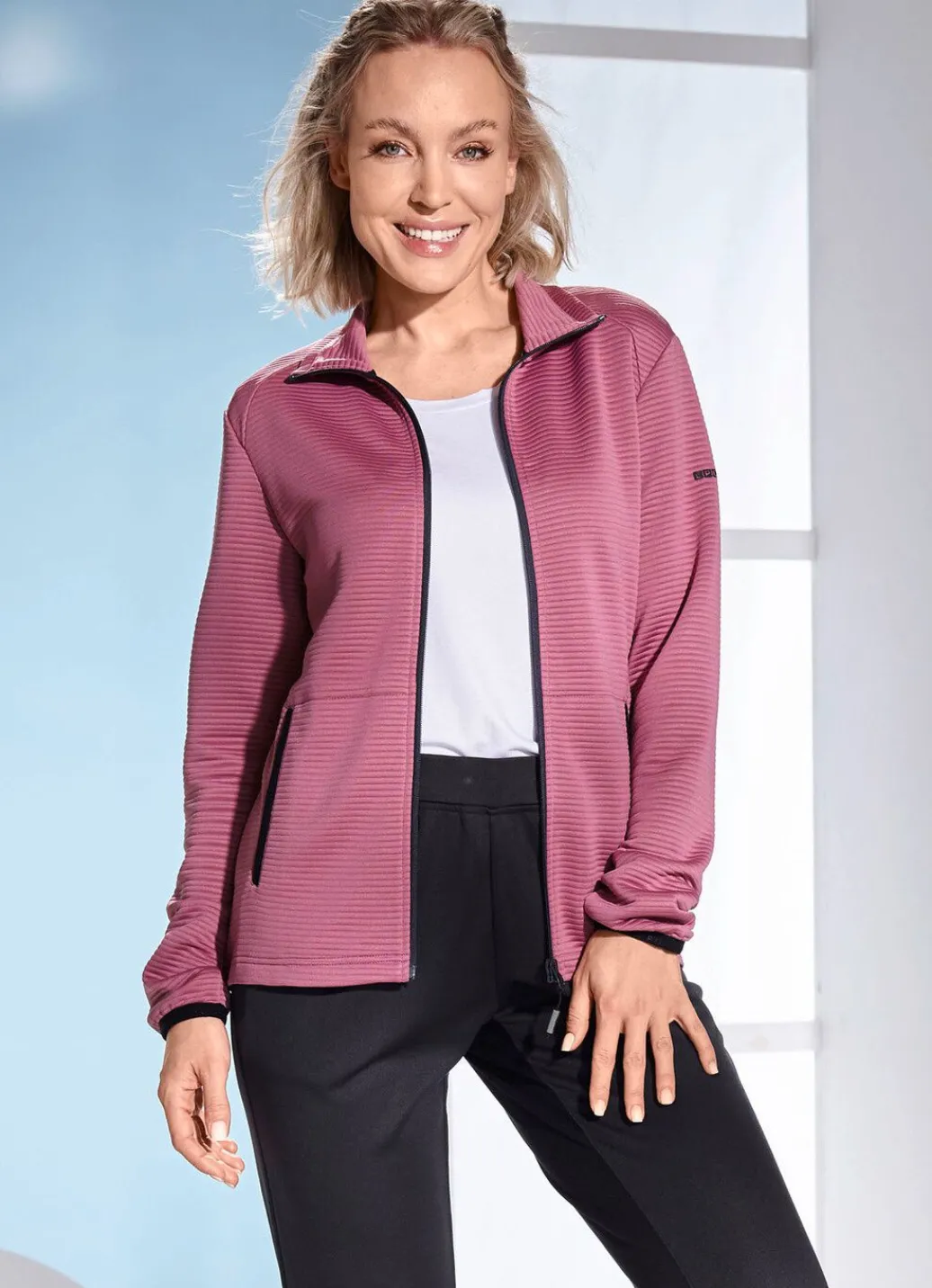 Damen Mona Freizeitanzüge<Fleecejacke von „LPO“