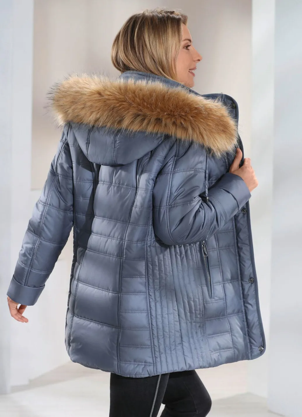 Damen Mona Winterjacken<Jacke mit abnehmbarer Kapuze