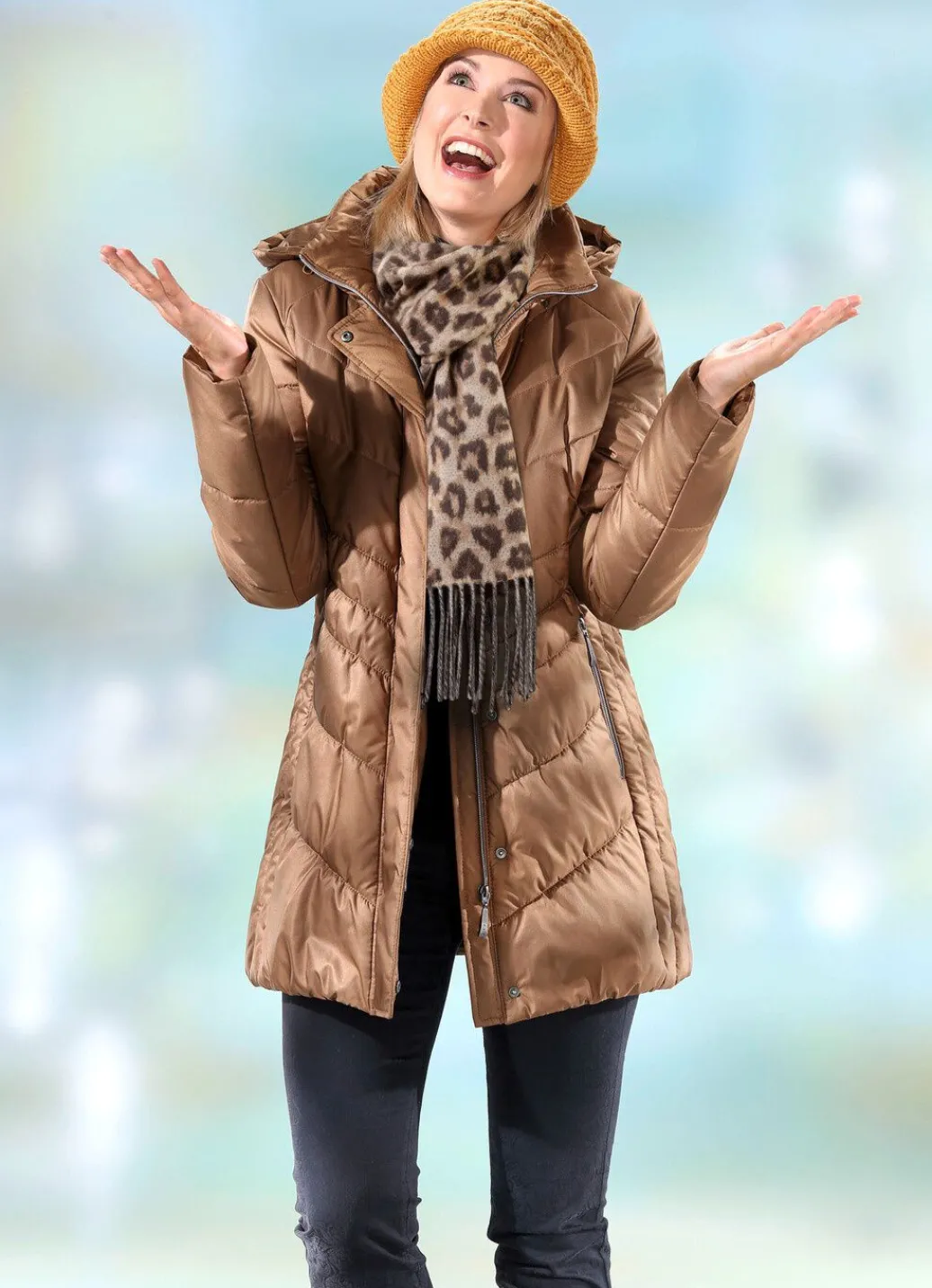 Damen Mona Winterjacken<Jacke mit abnehmbarer Kapuze
