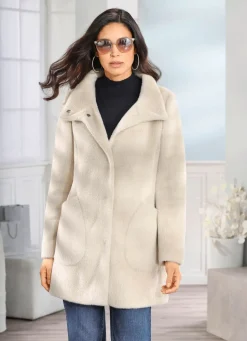 Damen Mona Winterjacken<Jacke mit aparter Kragenlösung