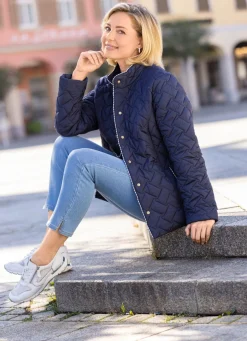 Damen Mona Übergangsjacken<Jacke mit interessantem Stepp