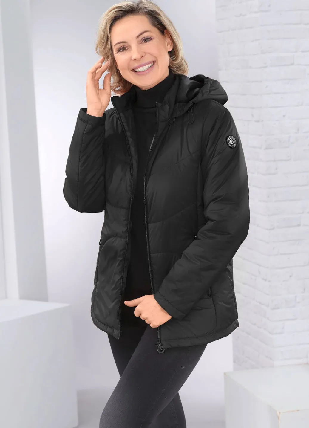 Damen Mona Winterjacken<Jacke mit Reißverschlusstaschen