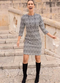 Damen Mona Freizeitkleider<Kleid in Schlupfform