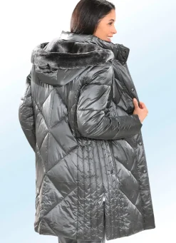Damen Mona Wintermäntel<Kurzmantel mit figurfreundlicher Längssteppung