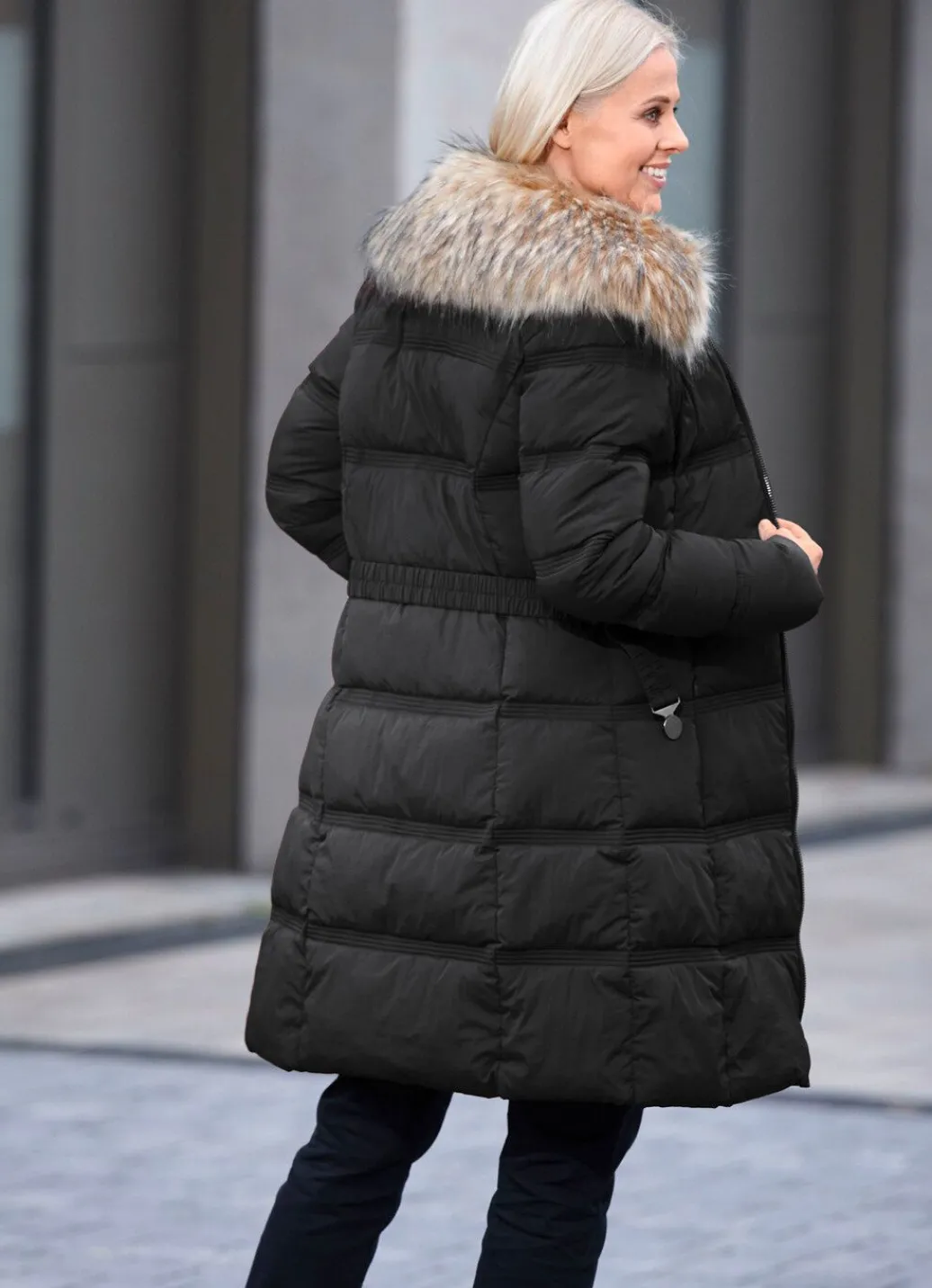 Damen Mona Wintermäntel<Kurzmantel mit Gürtel