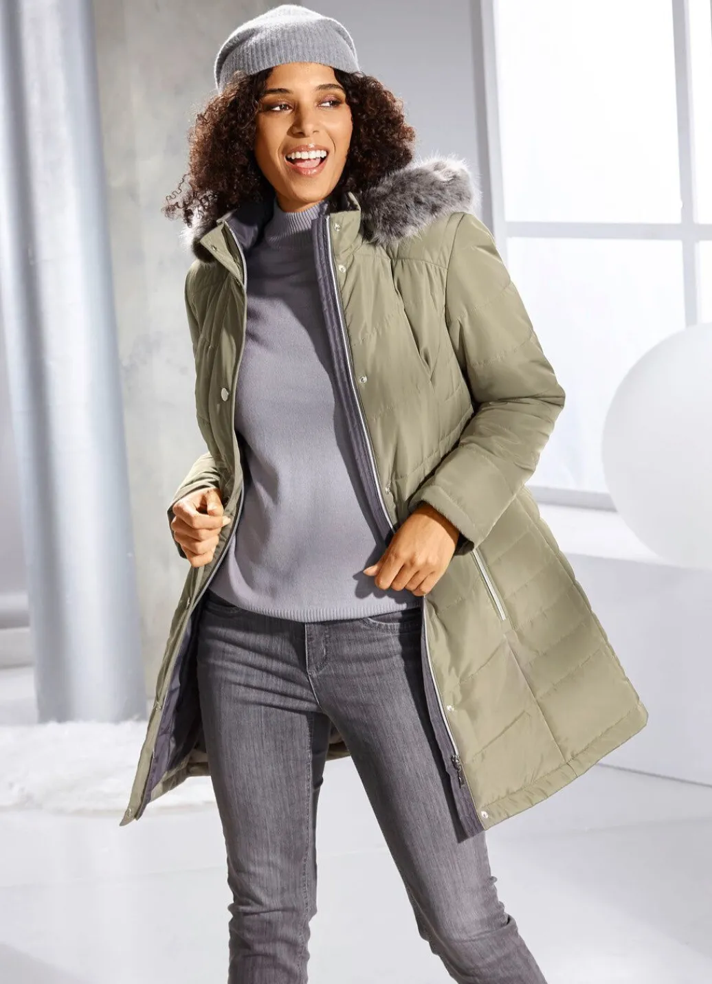 Damen Mona Winterjacken<Longjacke mit abnehmbarem Kunstpelz-Besatz