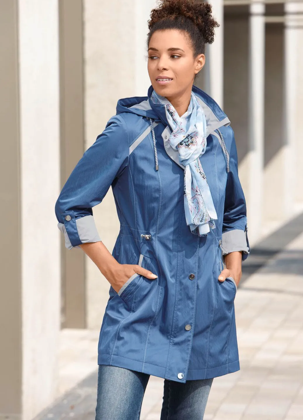 Damen Mona Übergangsjacken<Longjacke mit krempelbaren Ärmeln