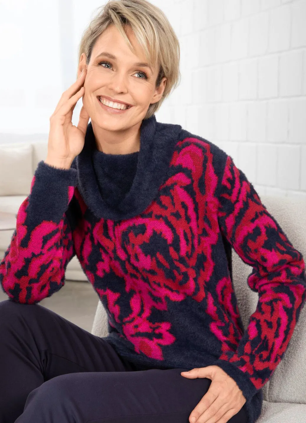 Damen Mona Pullover<Pullover mit haarigem Effektgarn