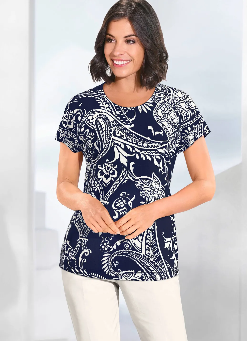 Damen Mona Kurzarm<Shirt mit farbbrillantem Druck