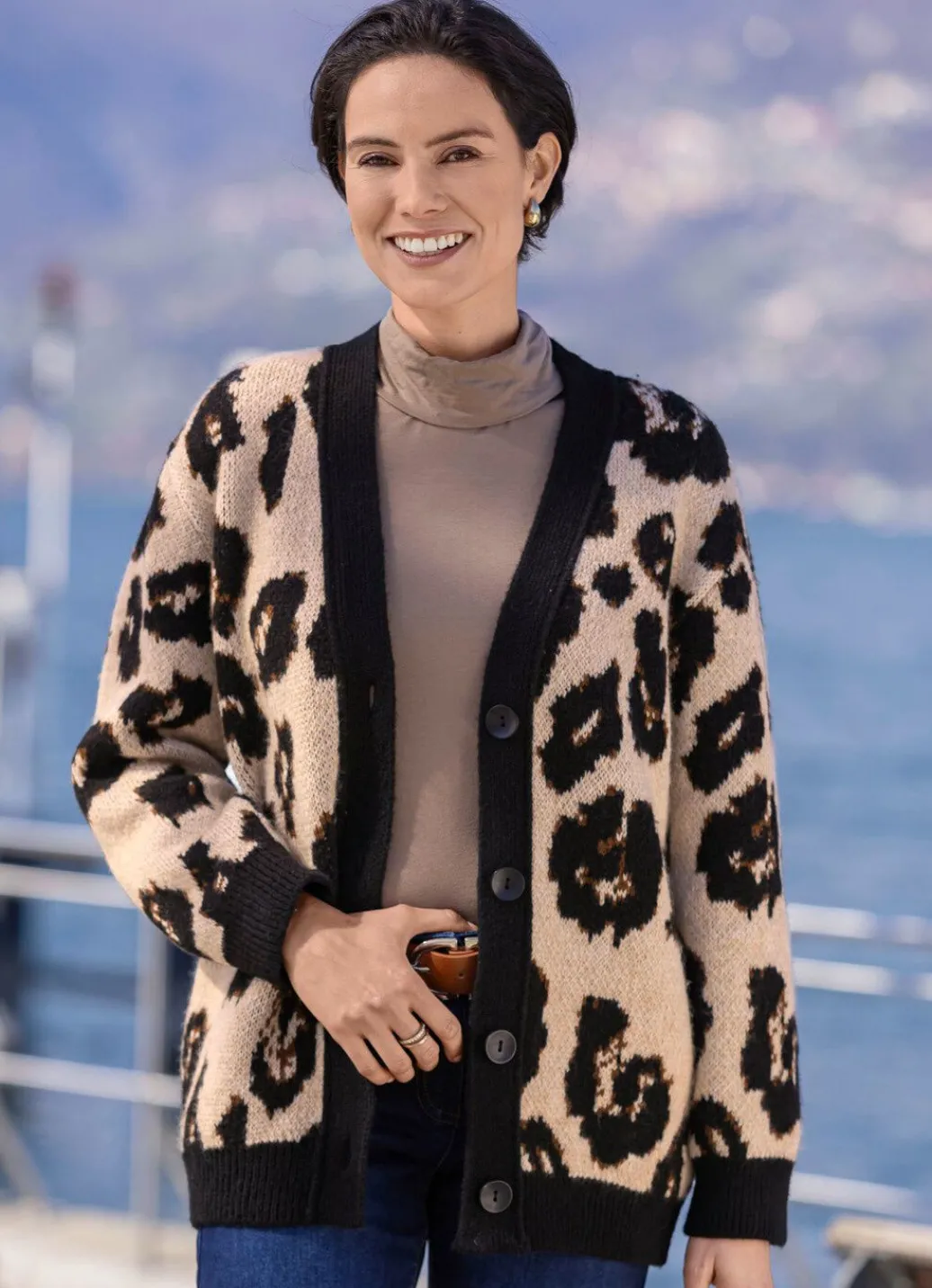 New Strickjacke mit flauschigem Griff Damen Strickjacken