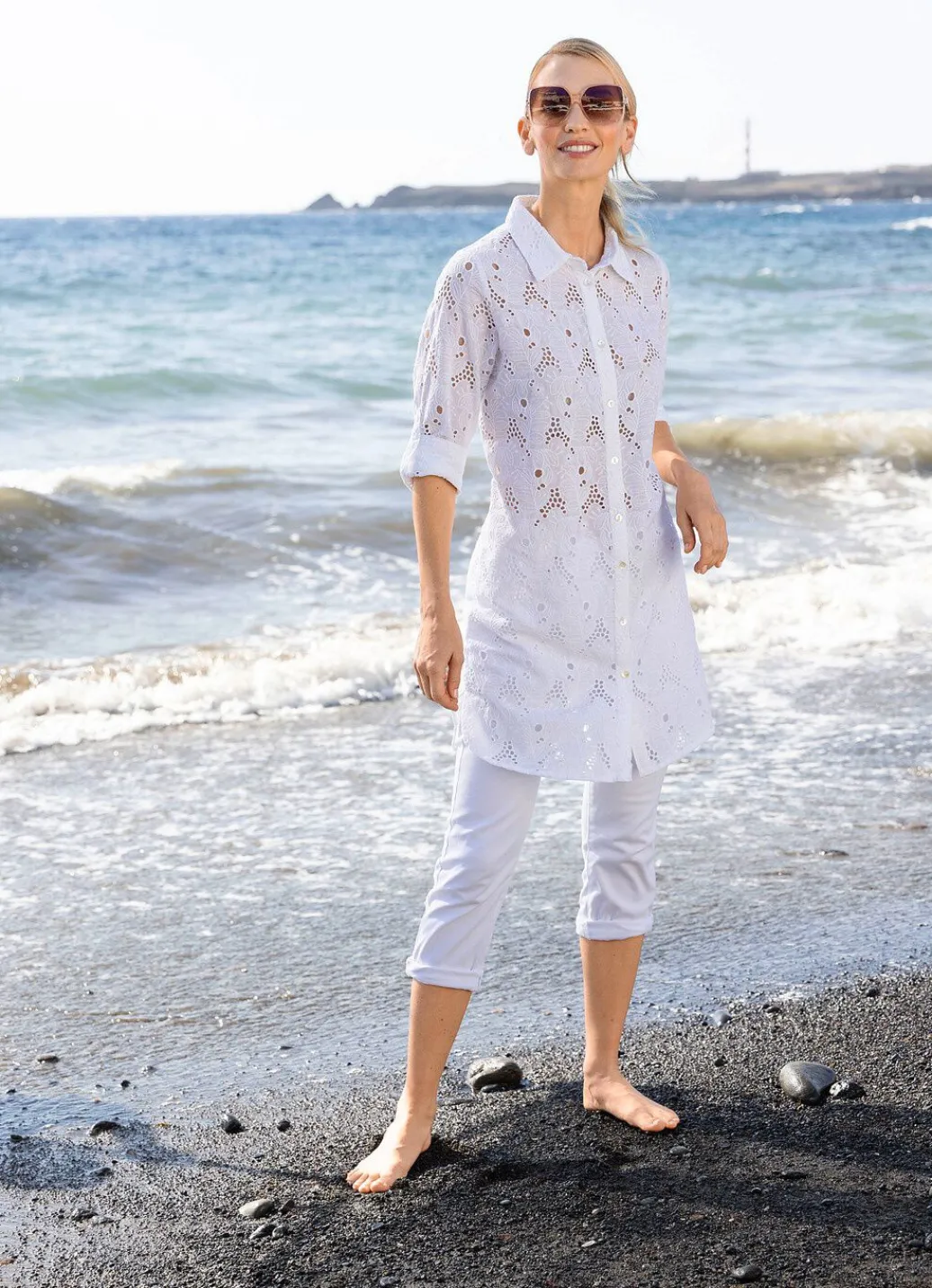 Damen Mona Tuniken|Basics<Tunika mit Lochstickerei